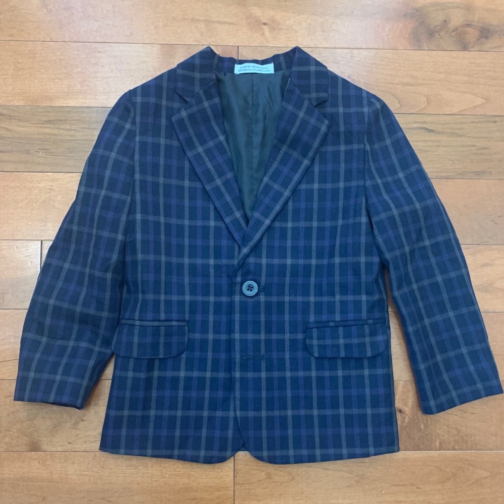 Izod blue plaid boy’s blazer size 5 regular
